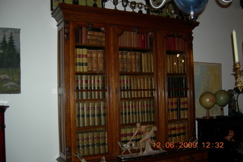 Grote boekenkast | en antieke meubelen | ameliahoeve