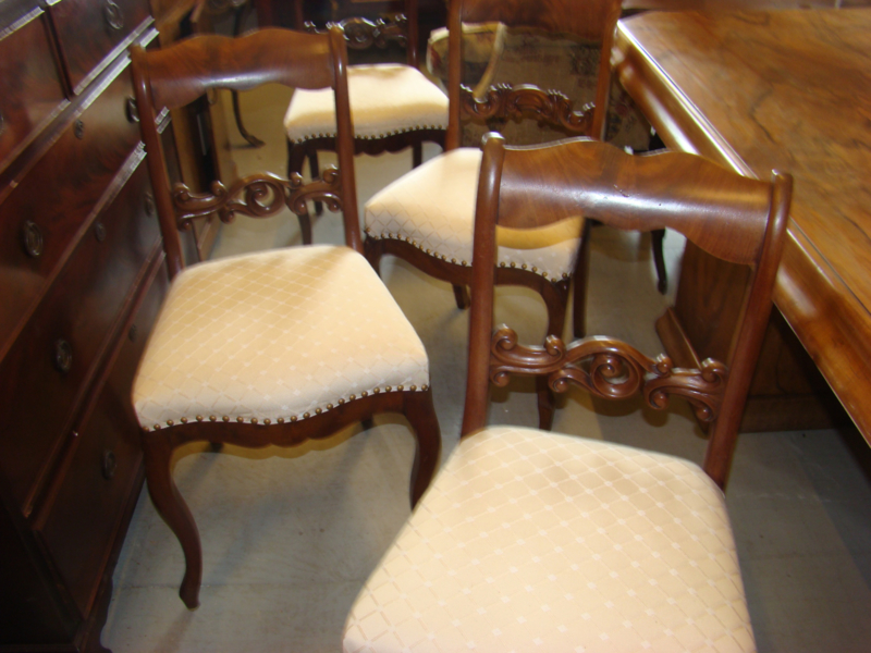 Opsplitsen Het spijt me Afbreken Set van vier antieke eetkamerstoelen. | oude en antieke stoelen |  ameliahoeve