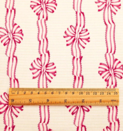 Quiltstof Rode strikjes - Yuwa 893S1