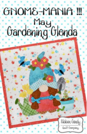 Gnome - Mania, Gardening Glenda