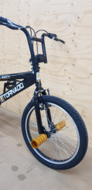 BMX Freestyle / Crossfiets BUGATTI TORNADO glans zwart / gouden details