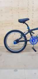 BMX Freestyle / Crossfiets BUGATTI TORNADO mat zwart / blauwe details