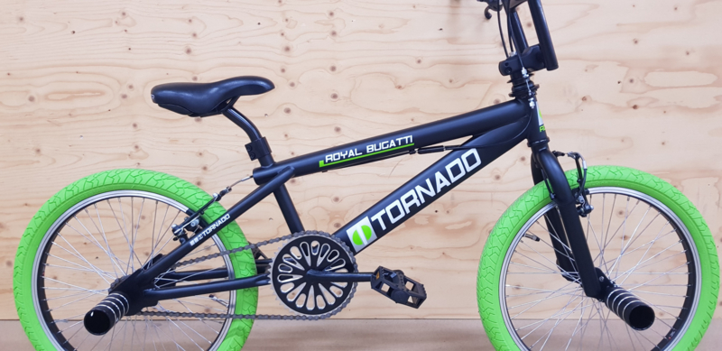 BMX Freestyle / Crossfiets BUGATTI TORNADO mat zwart / groene banden | BMX  Bugatti Tornado | Welkom bij fietskopen.eu! De meeste keus in fiets!
