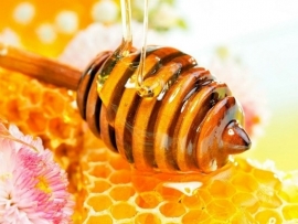 1 kg. Honing créme lichaamspakking - verkrijgbaar in lavendel en honing meloen