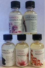 Doosje (NR.3)  16 x 30 ml massage olie ( 4x4 geuren- Sweet Summer, Balinese Kokos, Cleopatra, HoningMeloen)