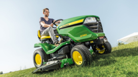 John Deere X380