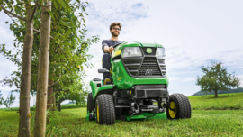 John Deere X370 Mulch