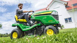 John Deere X370 Mulch