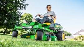 John Deere Z320M