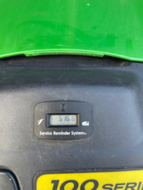 John Deere X140