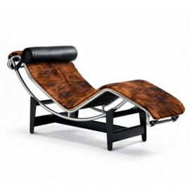 CORBUSIER LC4  LIGKUSSEN IN EXOTIC KOEIENHUID INCL. BINNENKUSSEN