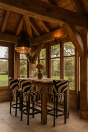 Bistro barstoel met rug, in zebralook koeienhuid