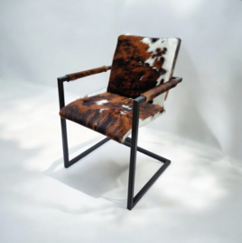Vincent vintage stoel in tricolor koeienhuid
