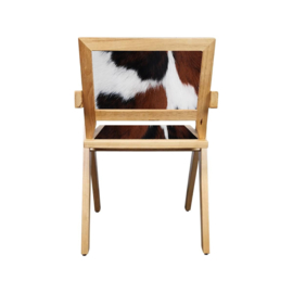 Pierre design stoelen naturel hout en tricolor koeienhuid