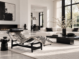 CORBUSIER LC4  LIGKUSSEN IN ZEBRAPRINT KOEIENHUID INCL. BINNENKUSSEN