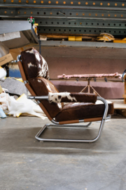 OBERMAN 601 FAUTEUIL HERSTOFFEREN IN BRUIN WIT KOEIENHUID