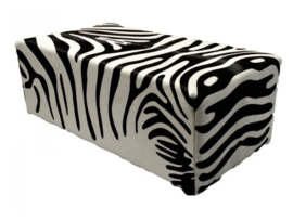 Poef, in zebra koeienhuid , 50x100x45cm
