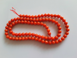 Bloedkoraal oranjerood kraal rond 4.5 mm