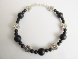 Armband "Black Flower"