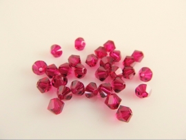 Swarovski Xilion Kraal 5328 Kraal Ruby 4 mm