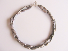 Choker "Grey Biwa"