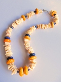 Ketting en "Nature with Yellow and Blue"