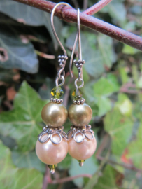 Oorbellen "Triangle Shell Pearl"