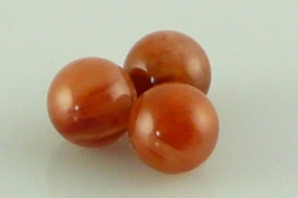 Kwarts oranjebruin rond 8 mm