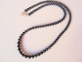 Ketting "Long Black Pearl"