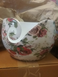 Yarn Bowl "Roses"