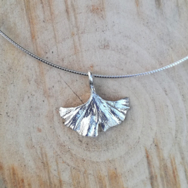 Silver pendant ginkgo - Zilveren hanger ginkgo (Ha22)
