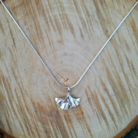 Silver pendant ginkgo - Zilveren hanger ginkgo (Ha22)