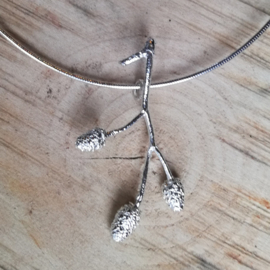 Silver pendant alder - Zilveren hanger els (Ha 16)