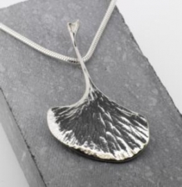 Silver pendant ginkgo - Zilveren hanger ginkgo(Ha 34)