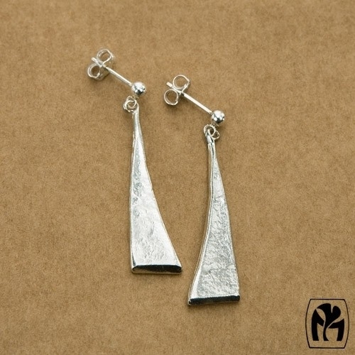 Silver earrings long triangle- zilveren oorbellen lange driehoekjes(L9)