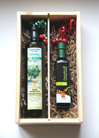 Kerstbox 750 ml Biologische Latzimas Olijfolie en 250 ml Biologische Balsamico