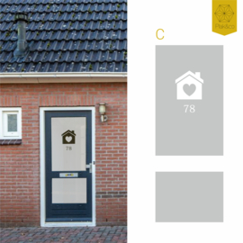 Raamfolie voordeur hartje en huisnummer