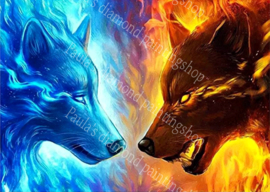 Twee wolven waarvan 1 in vlammen (40x50cm full painting)