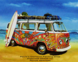 Volkswagenbus Peace op het strand (40x50cm) ( full painting.)