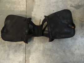 saddle bag  , luggage bag .