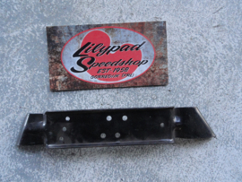 TOOL BOX MOUNT BRACKET FOR RIGID FRAME .