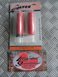 AVON OLD SCHOOL GRIPS COKE BOTTLE LOOK, RED 1996-22
