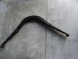 USED A FORD REAR SPRING 8 LEAF