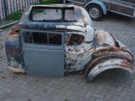 FIVE  WINDOW COUPE 1930/31    ( SOLD )