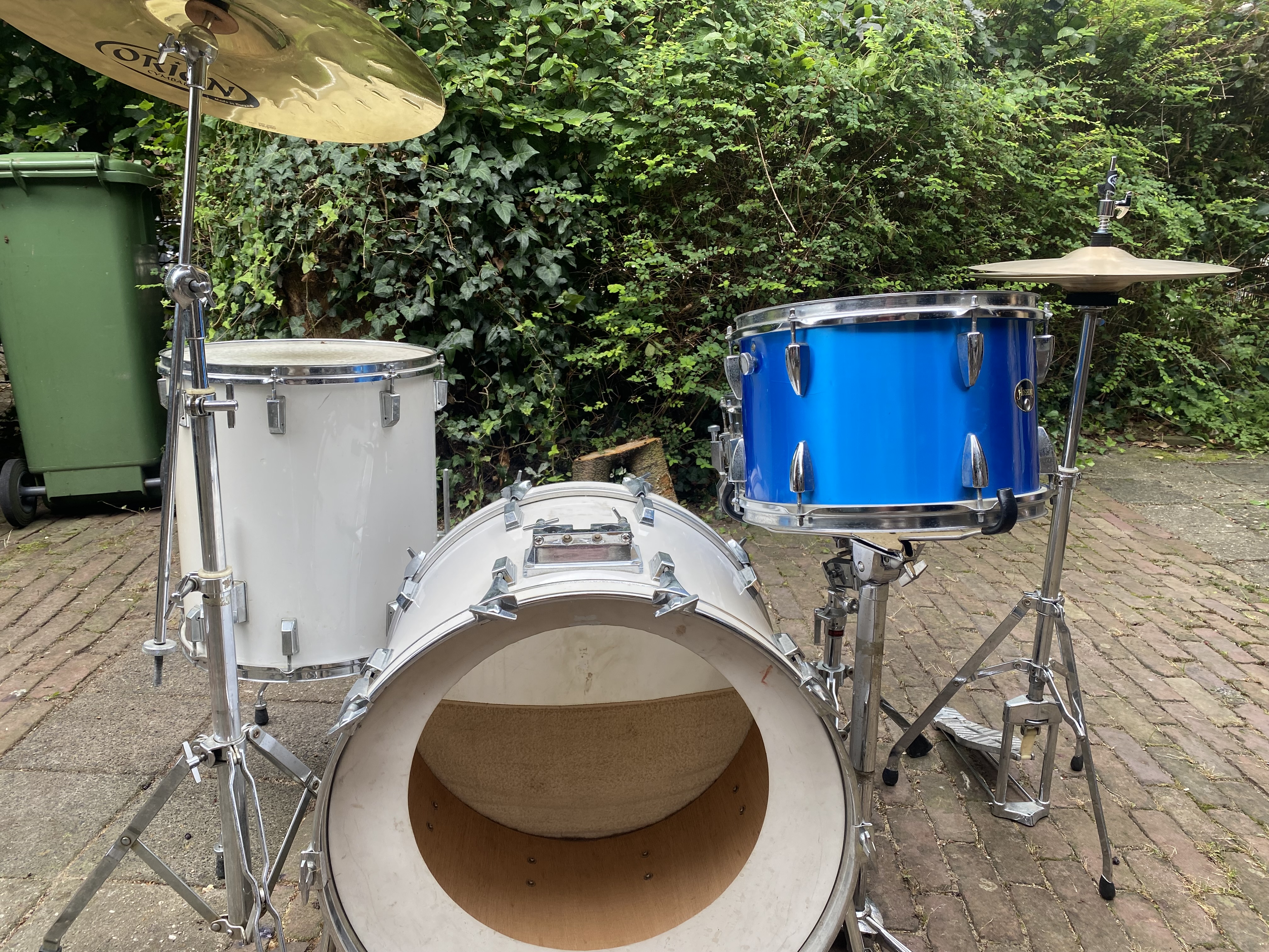 PEARL Hoshino vintage drumstel compleet: 22-13-16f-en 14 sn... 75 euro