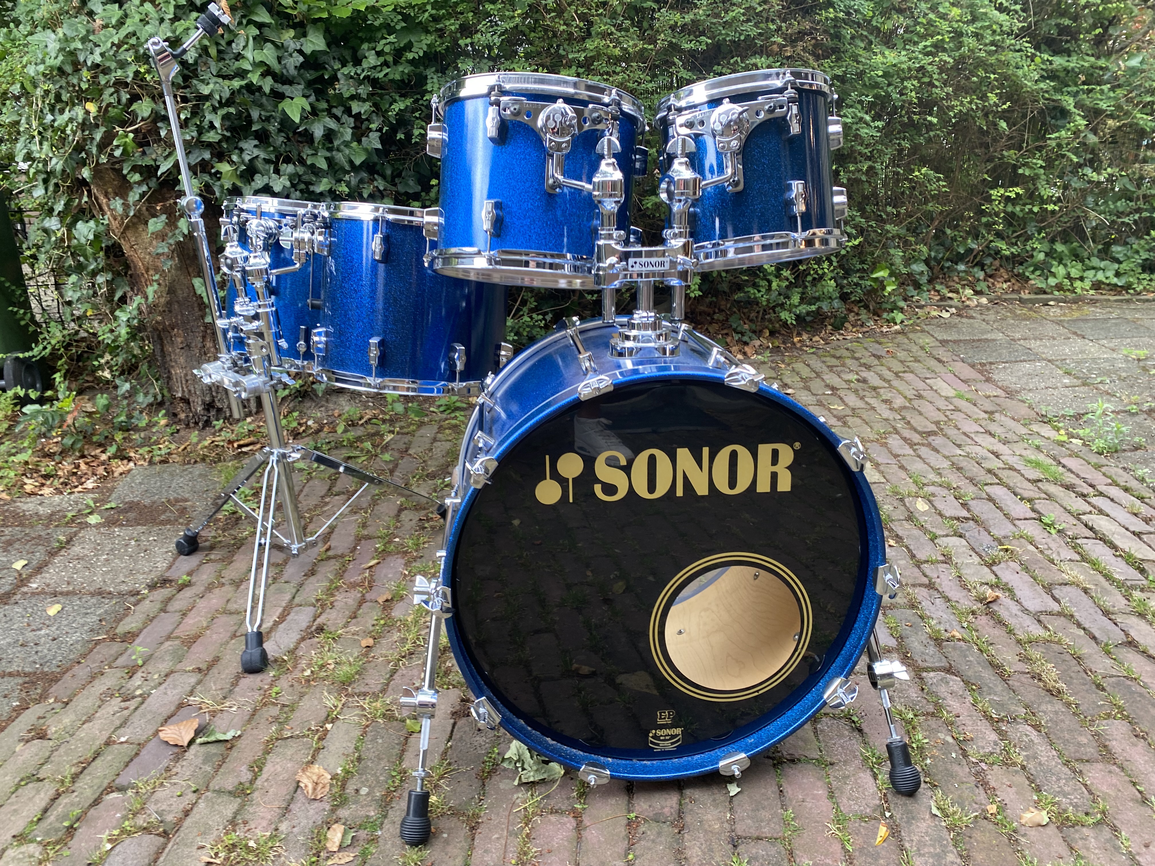 SONOR Force maple blue sparkle 22-10-12-14-16...650