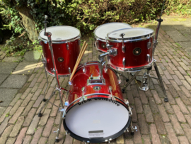 DC red sparkle bop set 18-10-12-14fl en 14sn....299,-
