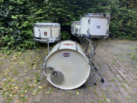 PREMIER/Beverley bopset in 18-12-14x8 tfl en 16x12 floortom...499,-