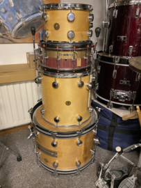 HAYMAN Vibrasonic naturel vintage drums jaren 1970 in 22-12-16fl...850,-