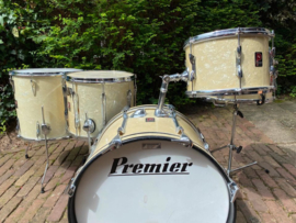 PREMIER 58 *vintage drums* crèmewit 20-12-14fl en 14T...995,- ...en...PREMIER 202 wmp '69  20-12-14T-14fl en 16fl...1295,-...en...losse Premier toms 12 beverley en 12  Premier floortom